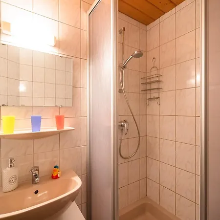 In Kirchberg Near Lift, Cleaning Included * Кирхберг